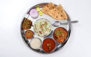 Kathiyawadi Fix Dish