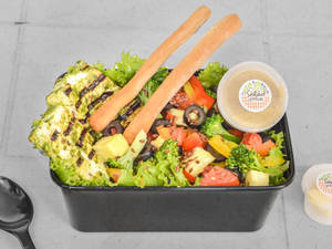 Grilled Paneer Salad(served with bread sticks and butter)