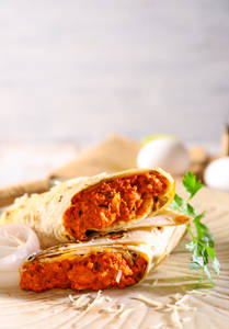 Chicken Gokul Bite Special Roll