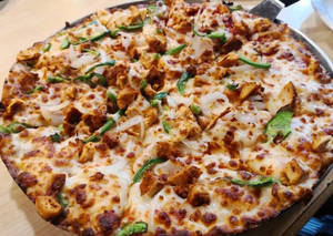 Chicken Tikka Pizza