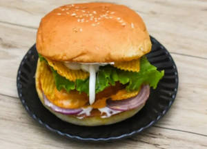 Crunchy King Hara Bhara Burger