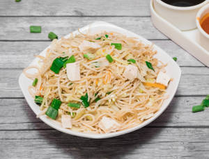 Chicken Hakka Noodles
