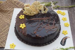 Yummy Dark Chocholate Cake