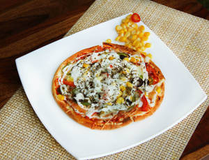 Chilli Veg Cheese Burst Pizza ( 9 Inch )