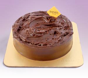 Daniel's Gooey Chocolate Cake (1kg)