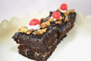 Chocolate Walnut Pastry (3 Pieces)