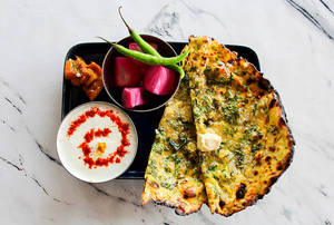 Punjabi Missi Roti(f)