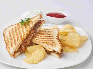 Spinach,corn,mushroom & Cheese Sandwich