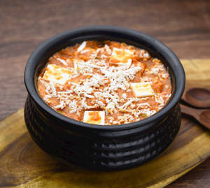 Handi Paneer      