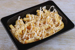 Creamy Cheesy Fries