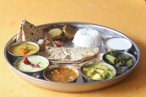 Large Thali With Rice 