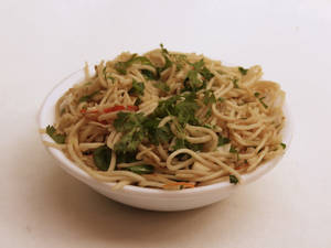 Veg Hakka Noodles