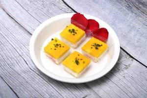 Kesariya Sandesh (4 Pc)