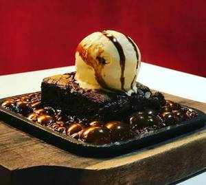 Brownie with Ice Cream