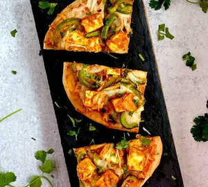 Veggie Paneer Pizza