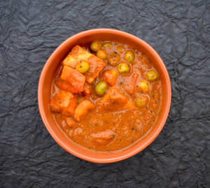 Mattar Paneer