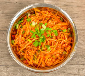 Schezwan Chicken Noodles