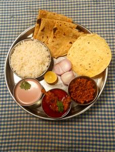 Chicken Thali with Sukha