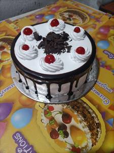 Black Forest Cake+sparkle Candle