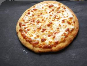 7' Cheesy Margherita Pizza
