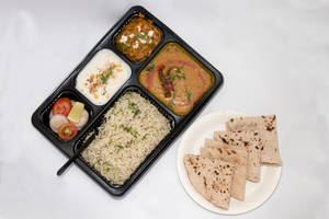 Vegetable Desi Thali     