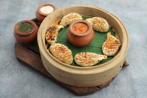 Chicken Grilled Chatpata Momos [6 pcs]