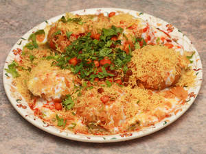 Dahi Batata Puri