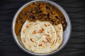 Porotta & Kadala Curry