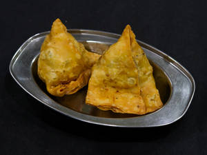 Aloo Samosa (1 Pc)