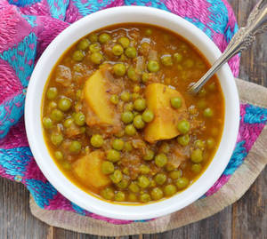 Aloo Mattar     