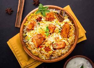 Hyderabadi Chicken Biryani [ Full ]