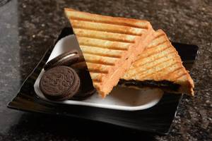Oreo + Chocolate Sandwich
