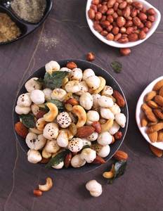 Combo 1 (sendha Namak Aloo+peanuts+makkhana)                                           