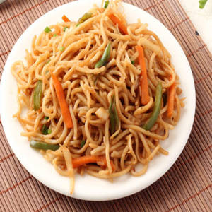Veg Hakka Noodles