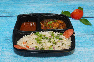 Veg Fried Rice + Gobi Manchurian
