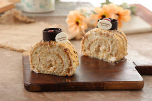 Butter Scotch Roulade Pastry
