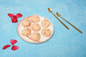 Shahi Gulab Modak
