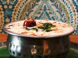 Dahi Vada (Sweet)