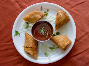 Veg Spring Roll (8 Pcs)