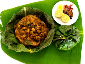 Kizhi Parotta (Chicken)