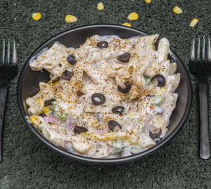 Penne Pasta In White Sauce