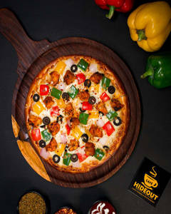 Hideout Loaded Chicken Pizza