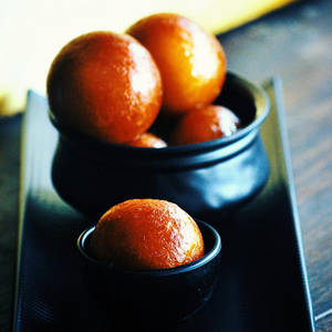 Gulab Jamun ( 1 Pc )