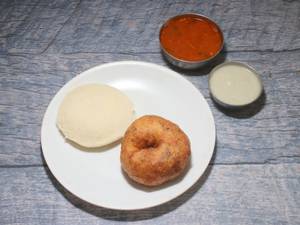 Idli Vada