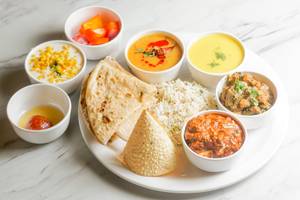 Deluxe thali