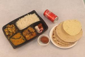 Handi Paneer - Sabzi - Dal Fry Thali