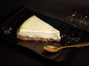 Classic New York Baked Cheesecake Slice