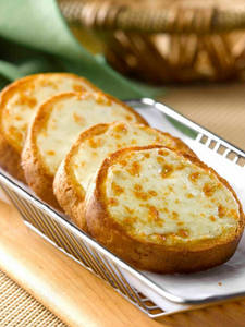 Cheesy Garlic Bread