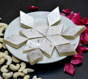 Kesariya Kaju Katli