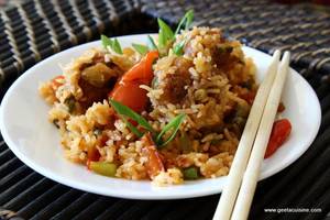 Chicken Manchurian + Chicken Fried Rice/Noodles + 250Ml Colddrink